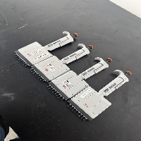 Thermo F1-ClipTip Multichannel Pipettes - Quantity 4 image 1